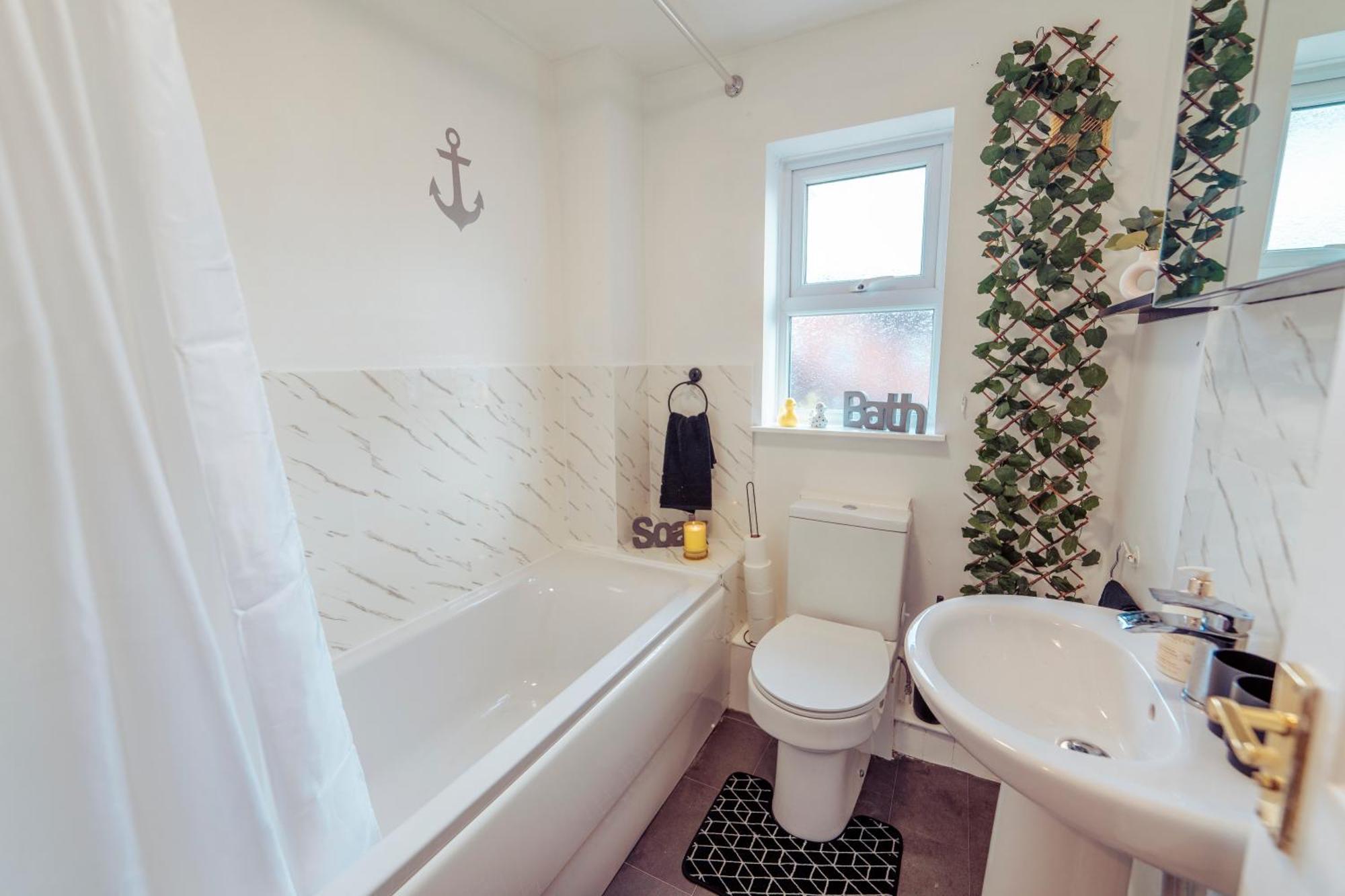 2 Bedroom Peaceful Home, Colchester Mile End Экстерьер фото